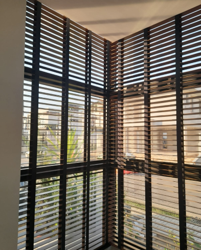 frame_23_1x-1.webp